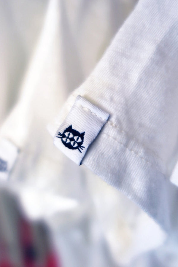 Camiseta hombre. "Isolation" - Visual Poetry Barcelona