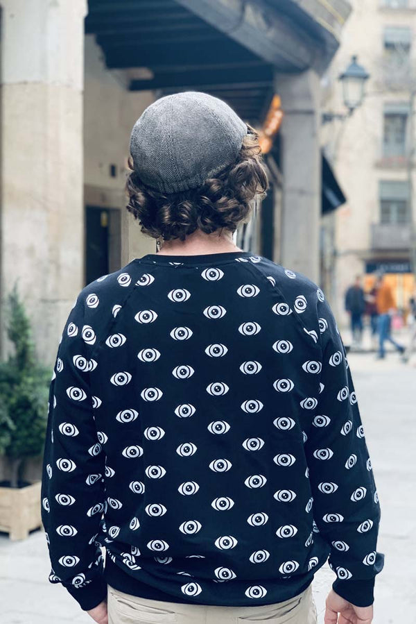 Sudadera unisex. "Eyes in the dark"